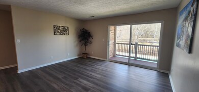 12 Living Room 3