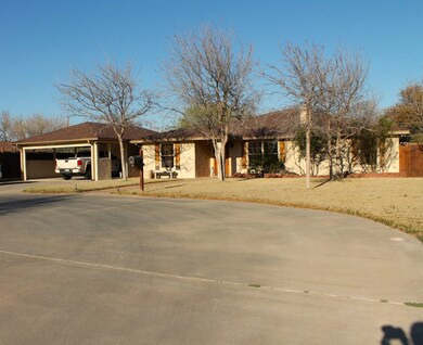 2002 Tarleton St, Midland, TX 79707 - photo 2
