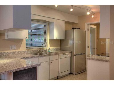 6806 Santa Monica Ct, Tampa, FL 33615 - photo 4