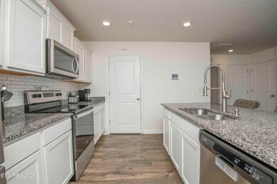 7743 Bill Keaton Dr, Corryton, TN 37721 - photo 6