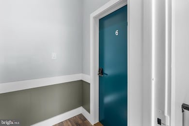 342 W Queen Ln unit 6, Philadelphia, PA 19144 - photo 5