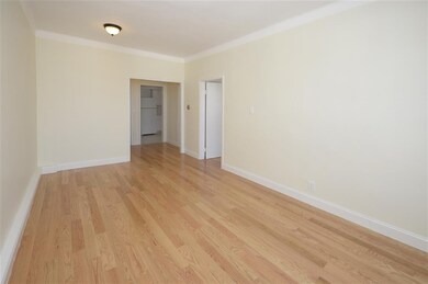 258 Clendenny Ave unit 6, Jersey City, NJ 07304 - photo 7