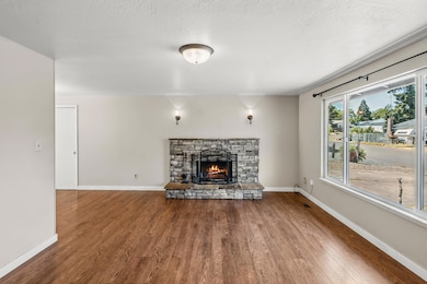 780 n berkeley way-05