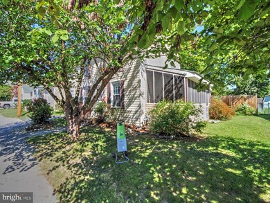 361 E Queen St, Strasburg, VA 22657 - photo 2