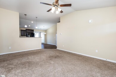 811 Skipping Rock Ct, Inman, SC 29349 - photo 4