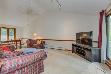 16 Woodside Dr, Londonderry, NH 03053 - photo 7