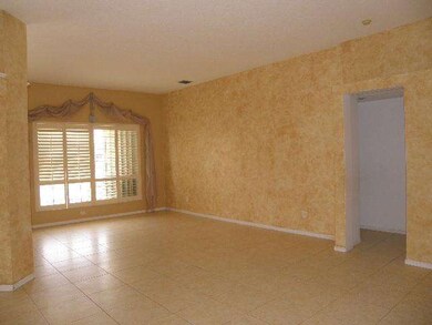 12618 Maypan Dr, Boca Raton, FL 33428 - photo 5