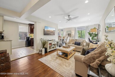 living rm1