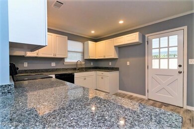 6738 Cotton Tail Ln, Jacksonville, FL 32210 - photo 3