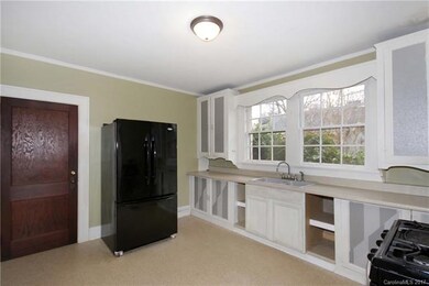 509 Carroll St, Statesville, NC 28677 - photo 4