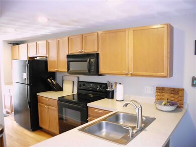 450 Providence St unit 19, West Warwick, RI 02893 - photo 2