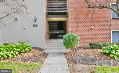 129 Echelon Rd unit 6, Voorhees, NJ 08043 - photo 3