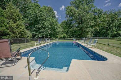 524 Swedesboro Rd, Gibbstown, NJ 08027 - photo 7