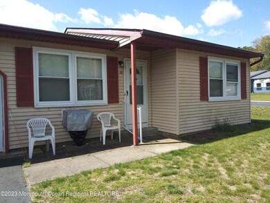 10 Westport Dr unit 71, Whiting, NJ 08759 - photo 2