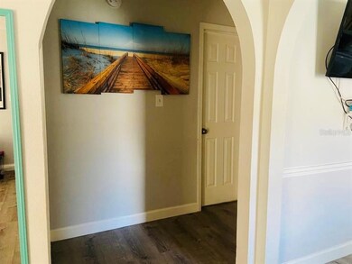 Hallway to bedrooms