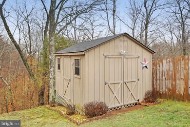 172 Longwood Dr, Bunker Hill, WV 25413 - photo 5