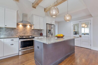 Exposed Ceiling Beams