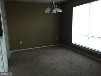 8455 Greenbelt Rd unit 201, Greenbelt, MD 20770 - photo 2