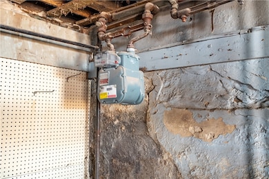 Piping for two gas meters