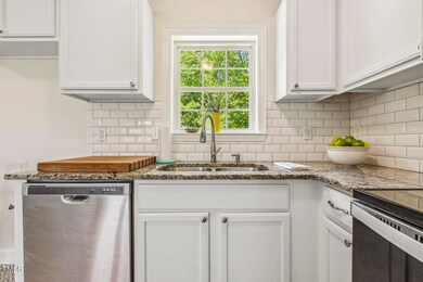 Kitchen 3