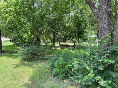 501 W Morton St, Denison, TX 75020 - photo 3