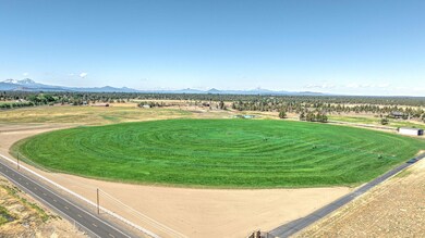 23700 Dodds Rd, Bend, OR 97702 - photo 2