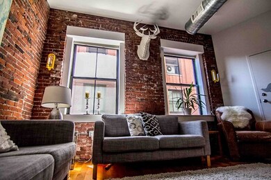 137 Pearl St unit 3, Boston, MA 02110 - photo 4