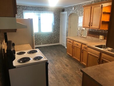 902 20th St, Auburn, IN 46706 - photo 2