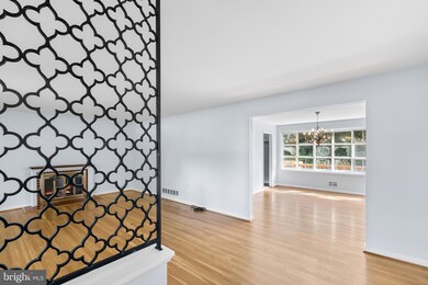 103 Daleview Ct, Lutherville Timonium, MD 21093 - photo 4