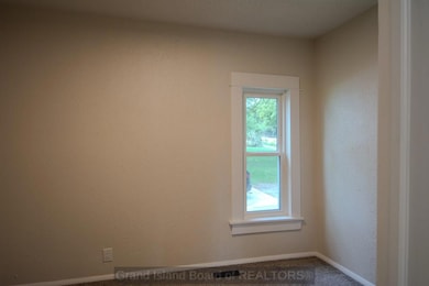 414 W Genoa St, Ravenna, NE 68869 - photo 7