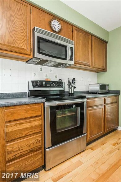 8 Tigreff Ct, Parkville, MD 21234 - photo 5