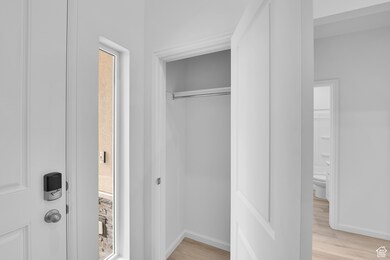 Picture of a Model Ponderosa, not of current listing.