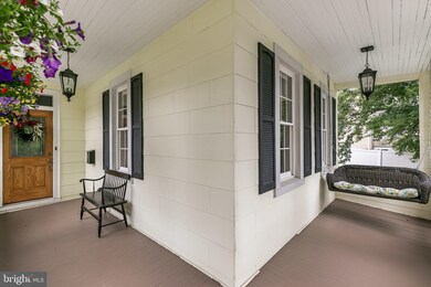 1007 Roland Heights Ave, Baltimore, MD 21211 - photo 4