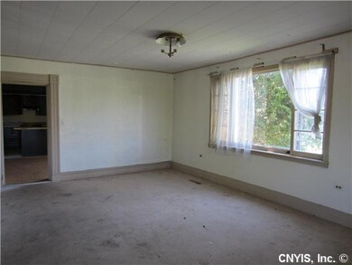 Dining Room Large dining room, tons of light, kitc