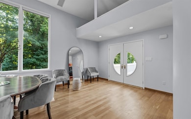 10 Courtyard Cir, Centerport, NY 11721 - photo 6