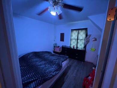Bedroom #1 (First Floor)