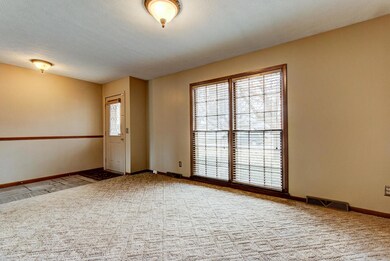 1038 Peach Tree-6