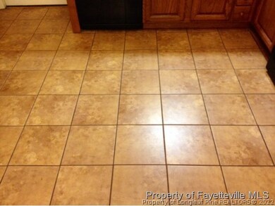 276 Ramona Dr, Fayetteville, NC 28303 - photo 7