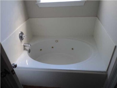 245 Charlene Dr, Byram, MS 39272 - photo 7