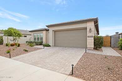 10305 E Strobe Ave-3