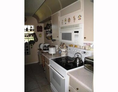 Kitchen (1)