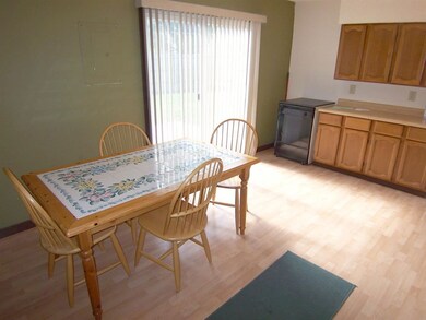 3007 W 69th St, Davenport, IA 52806 - photo 5