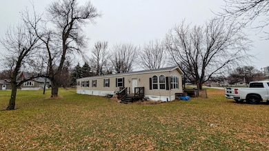 304 2nd St E, Herman, MN 56248 - photo 2