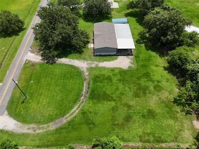 157 Clyde Olivers Ln, Lake Charles, LA 70607 - photo 4