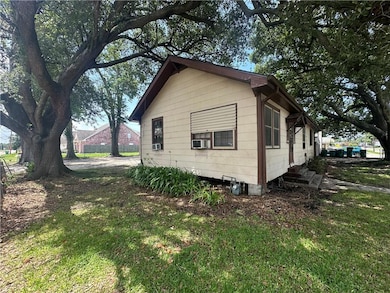 700 Orion Ave, Metairie, LA 70005 - photo 2