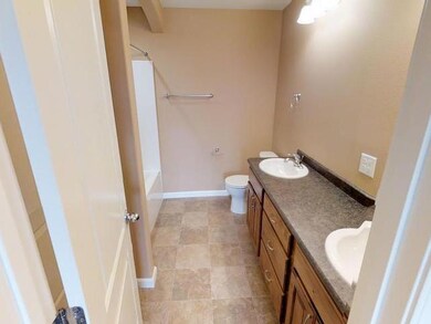848 Compass Loop, Bismarck, ND 58504 - photo 7