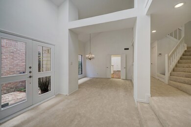 8917 Briar Forest Dr, Houston, TX 77024 - photo 5