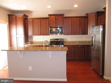 8515 Crooked Tree Ln, Laurel, MD 20724 - photo 7