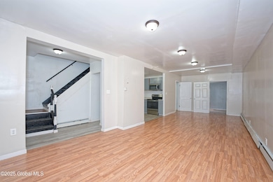 2 Livingroom 2