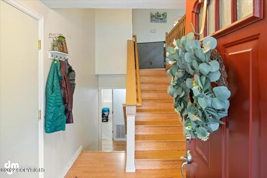 03-Front Entrance_ELI00751
